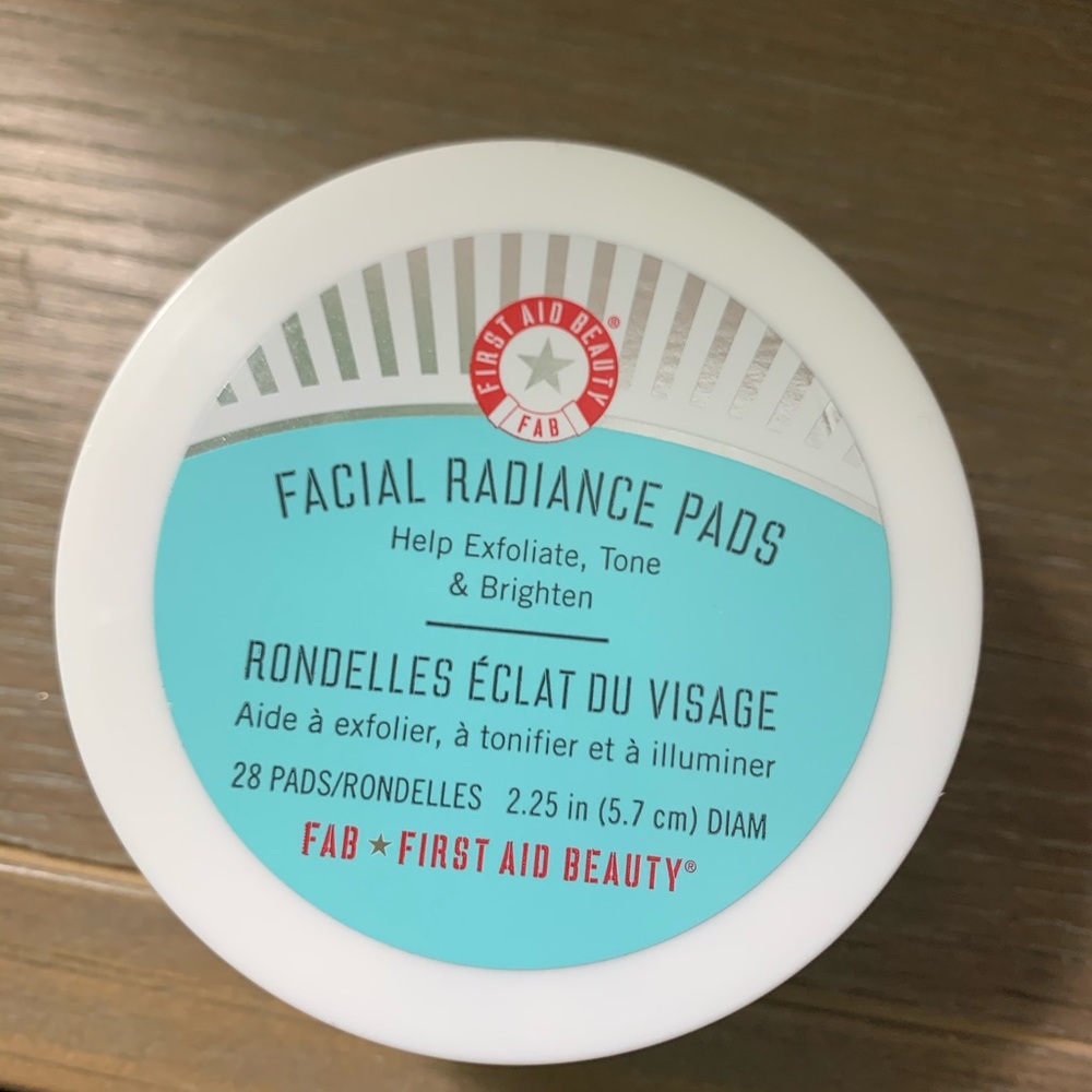 Facial Radiance Pads